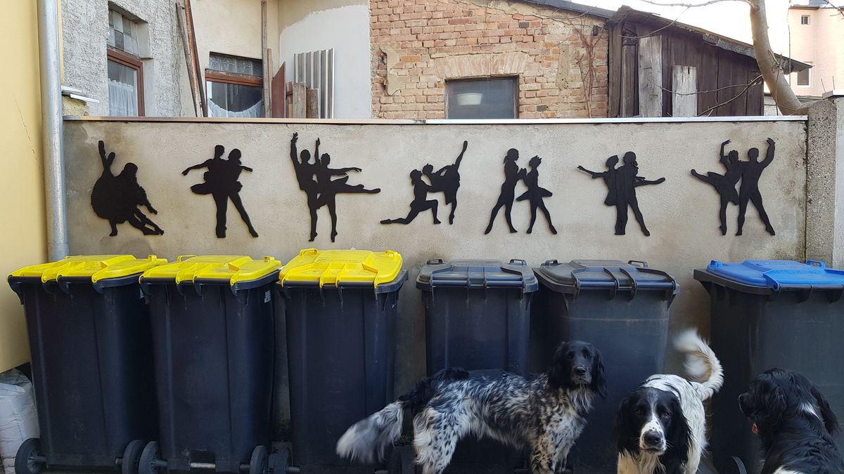 Neue Mülltonnenfiguren